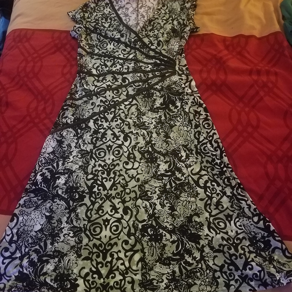 Green below knee Sunday dress